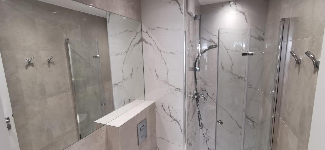 Wow Flou Przystan Letnica Apartamenty 700M Plaza Gdańsk Exterior foto